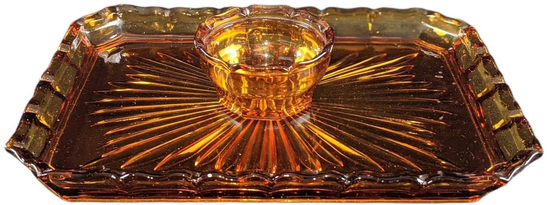 Vintage Amber Glass Tray & Dip Bowl: This lot includes: (1) Amber Glass Serving Tray. This is approx 11 3/4" x 8 1/2" x 1 1/4" and it weighs 2.35lbs. Is in a good, vintage condition with light wear, scratches, and bubbles. (