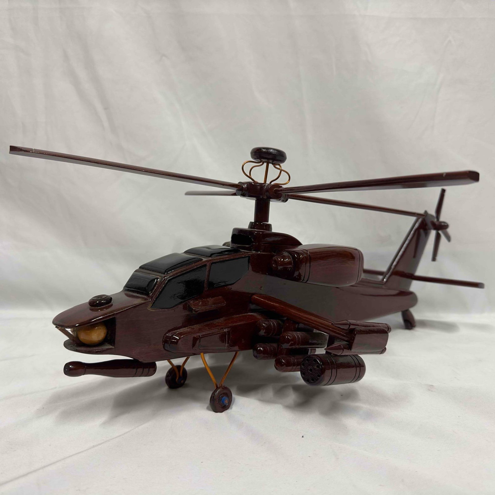 AH64 Apache Mahogany Wood Desktop Military Helicopter Wooden Aviation Model (1 of 16)