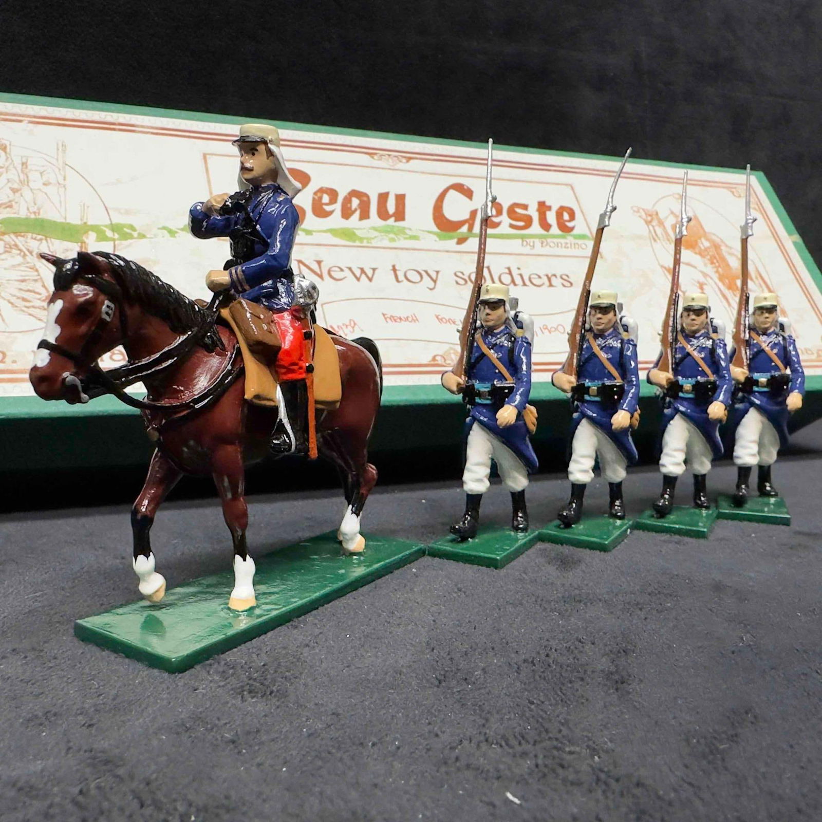 Beau Geste New Toy Soldiers 239 French Foreign Legion 1900 Miniatures (1 of 7)