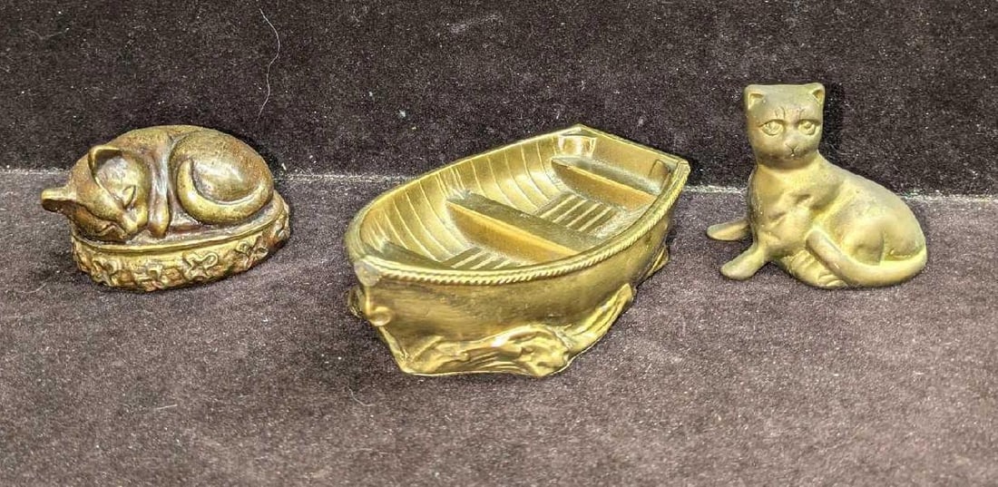 3 Vintage Brass Cat And Boat Figurines (1 of 9)