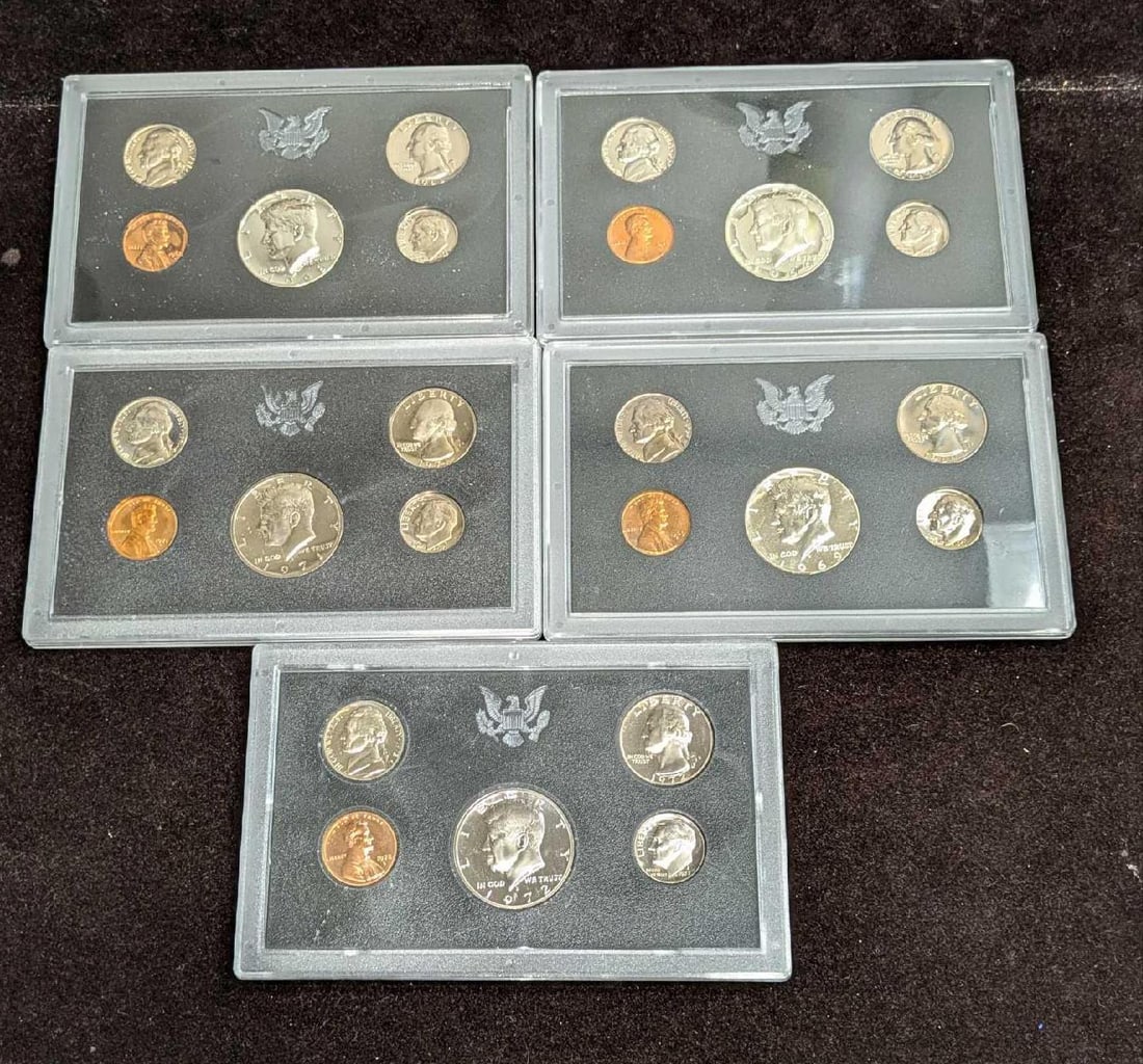 5 United State Proof Sets  1968 1969 1971 1972 (1 of 8)