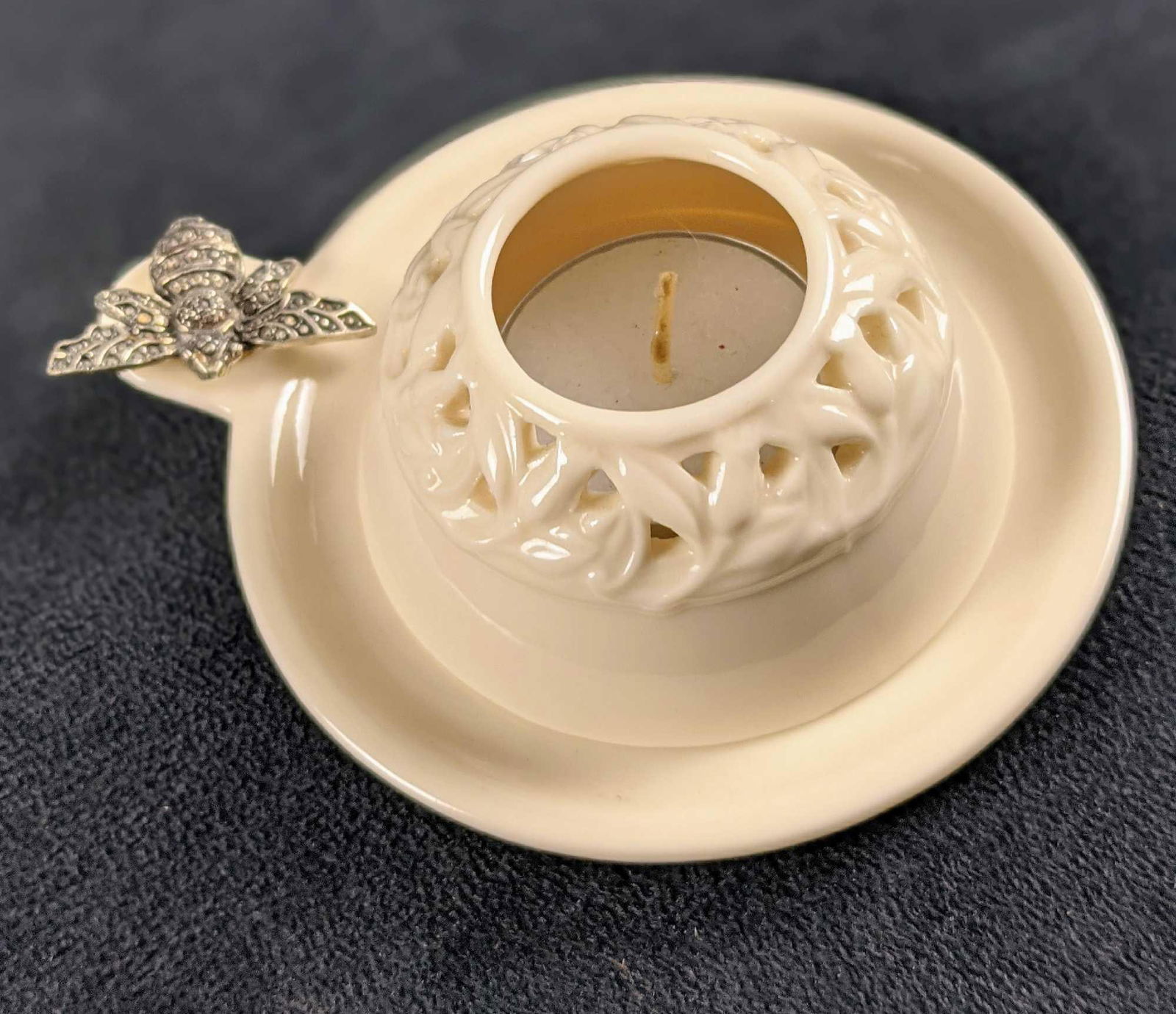Porcelain tea candle holder with a pewter Bee created by Seagull Pewter (1 of 6)