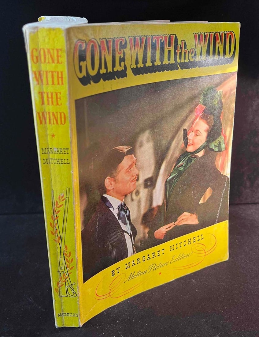 Softcover Gone With The Wind By Margaret Mitchell Motion Picture Edition The Macmillan Company 1939 (1 of 11)