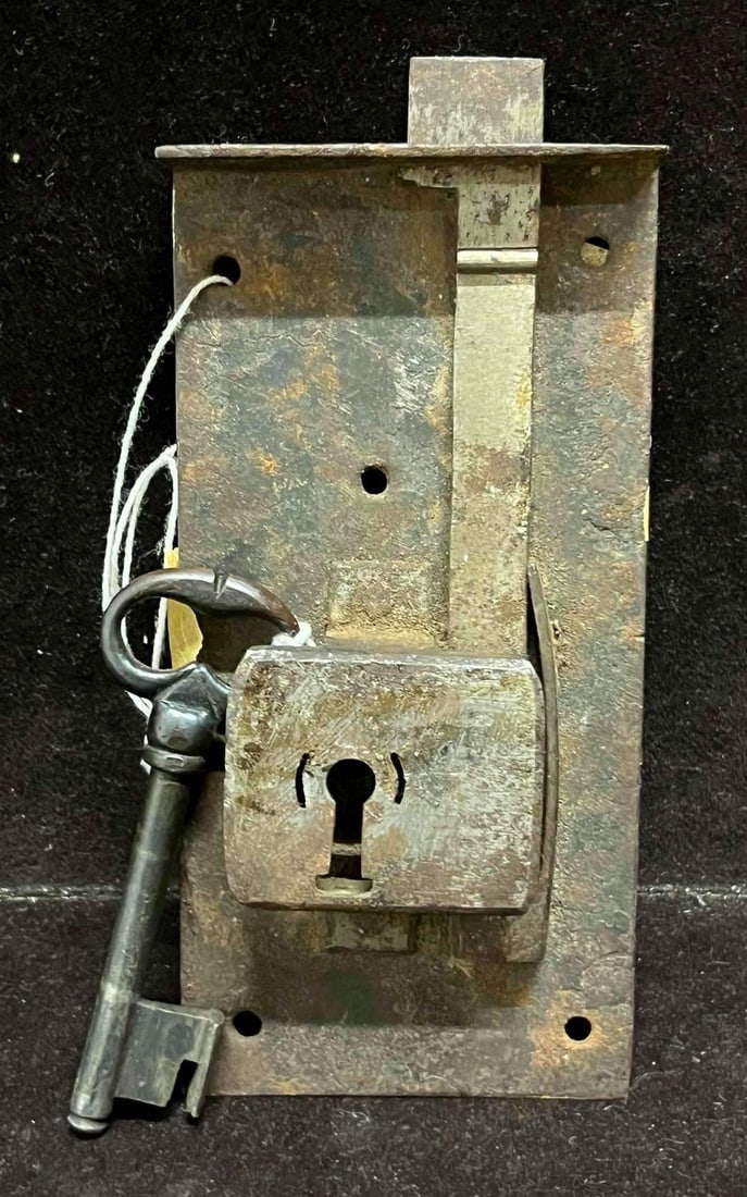 Vintage Mortise Lock And Key (1 of 7)
