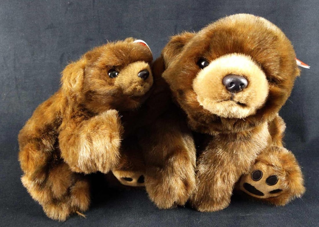 822. Sleeping Baby Bear Toy. Japan, Linemar, 1950s. 822. Sleeping Baby Bear Toy. Japan, Linemar, 1950s.