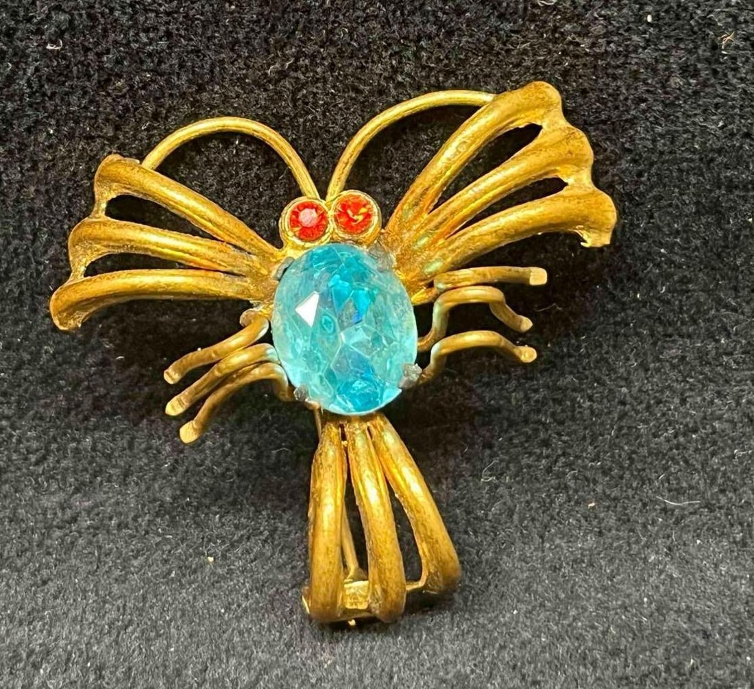 Vintage Art Deco Gold Tone Signed CZECH Blue/Red Rhinestone Bug Brooch (1 of 9)