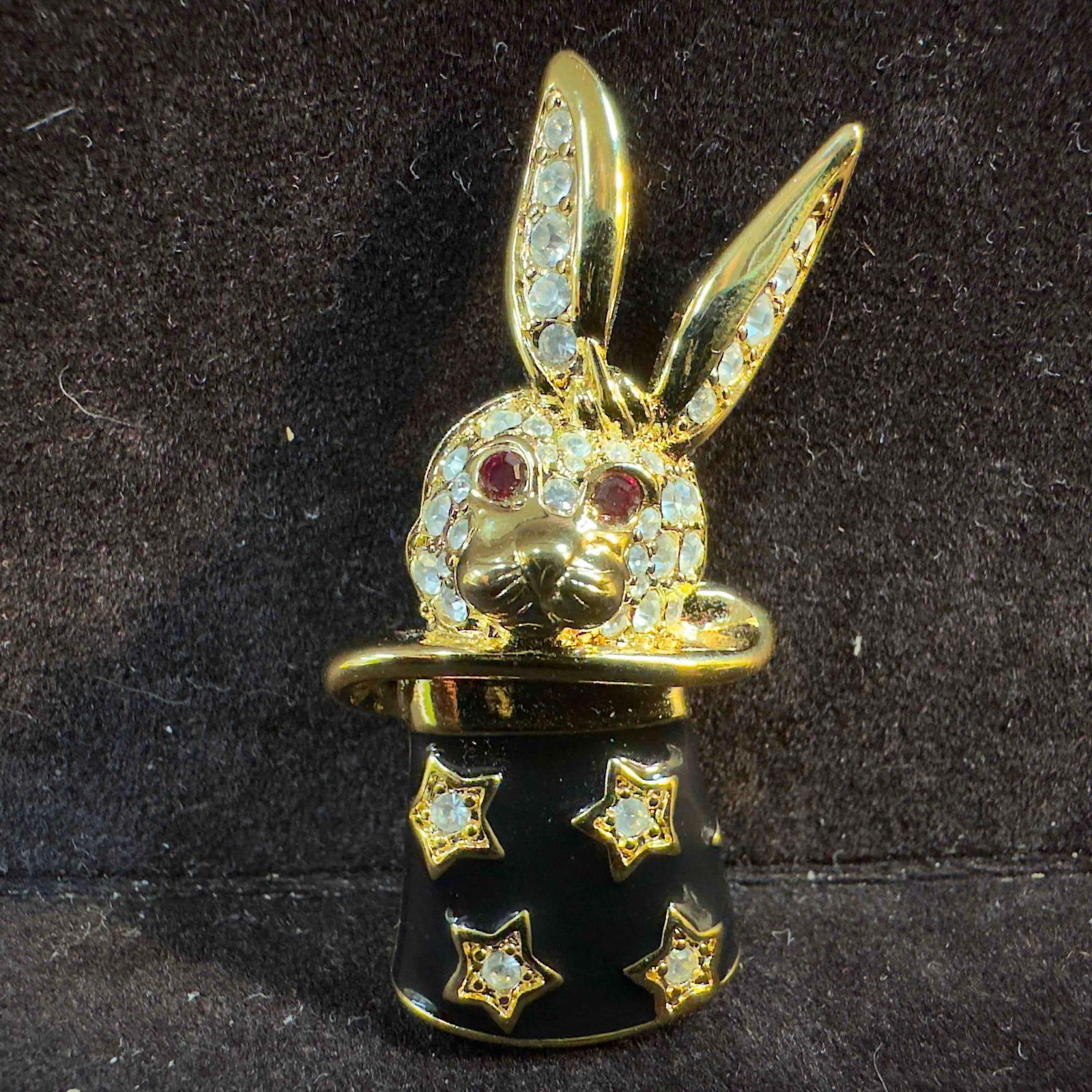 Vintage KJL Kenneth Jay Lane Rhinestone Magic Trick Rabbit Bunny Pin Brooch (1 of 6)