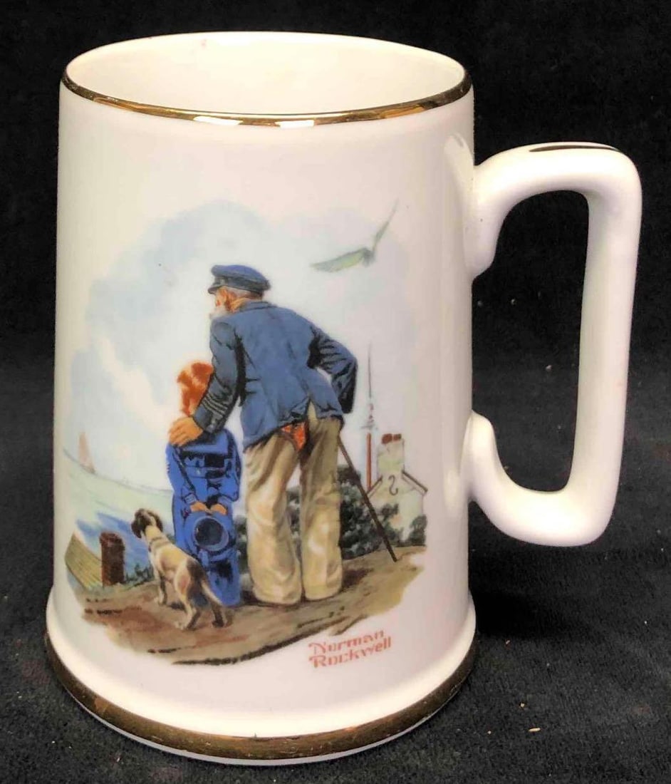 Vintage Norman Rockwell Tankard Mug "Looking Out To Sea" Norman Rockwell Museum: This lot contains a vintage Norman Rockwell Tankard mug titled "Looking Out To Sea" from the Norman Rockwell museum. The mug is embossed with gold for aesthetic purposes. For display only. It is 