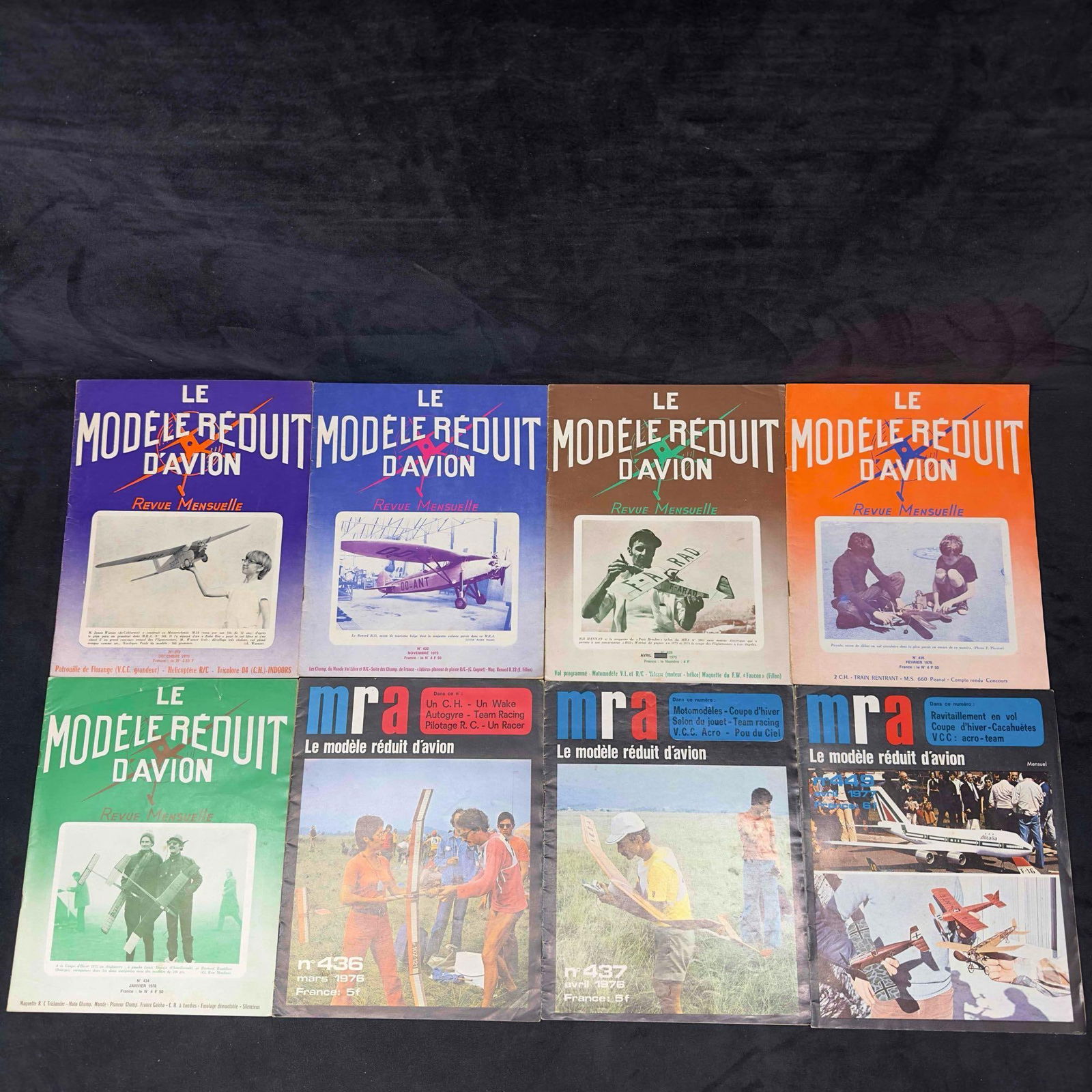 Aviation Le Modele Reduit D'Avion 1970's Magazine Lot of 8 Eight Collection Magazines: Aviation Le Modele Reduit D'Avion 1970's Magazine Lot of 8 Eight Collection Magazines. Aviation model magazines from the 1970's. Each book magazine shows light wear with some creases, torn