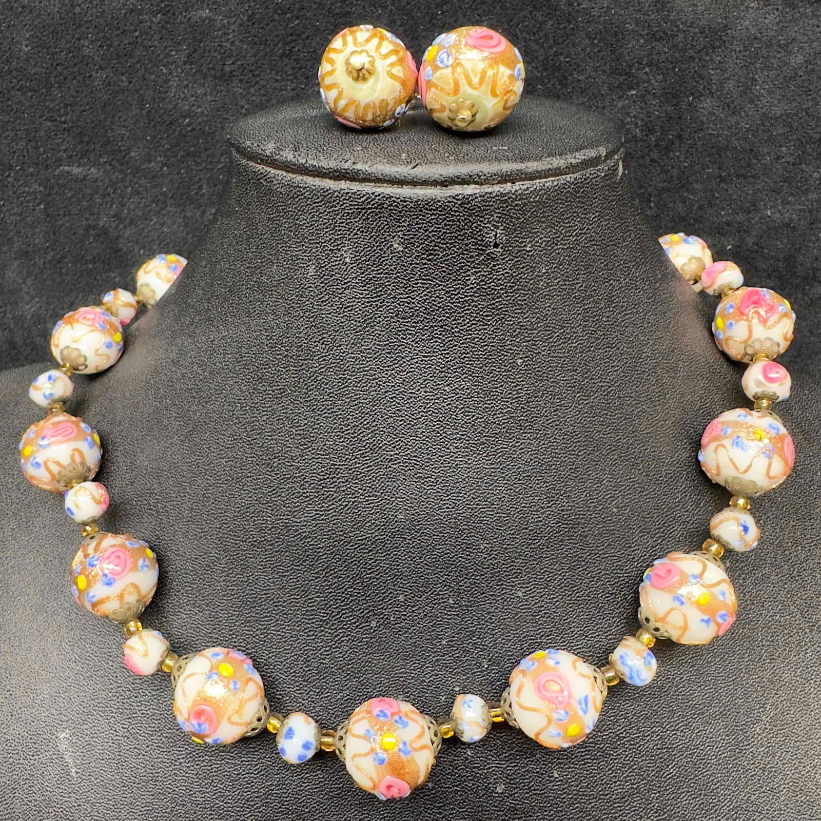 Venetian Murano Lamp Work Art Glass Fiorato White Bead Necklace and Earrings Set B77 (1 of 8)