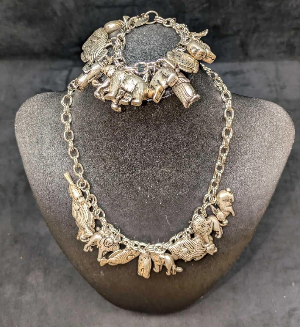 Vintage Animal Charms Silver Tone Necklace And Bracelet (1 of 9)