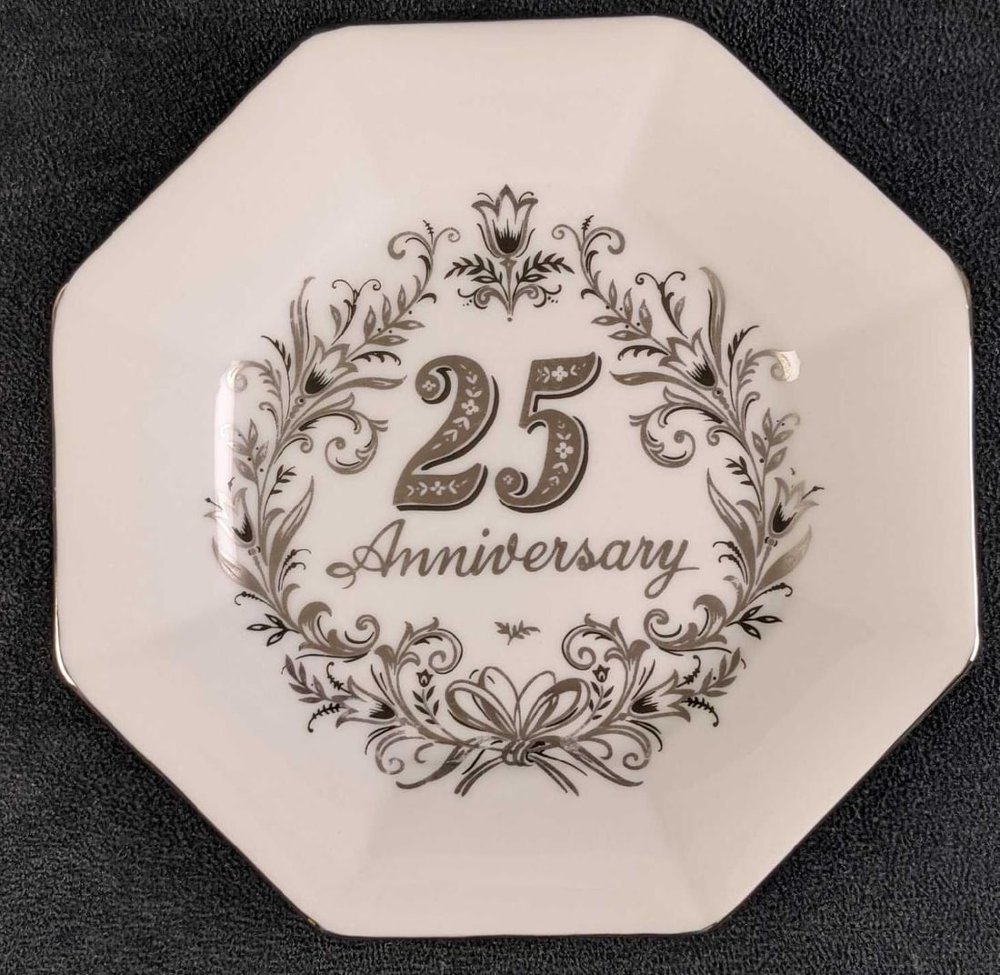 Vintage 25th Anniversary Plate By Chateau Inc: Vintage 25th Anniversary Silver Painted Plate By Chateau Inc With Its Original Box. The plate is ready to be hung up. The plate is approx 7 1/4" x 7 1/4". Box is approx 7 3/4" x 1" x 7 3/4". The plate