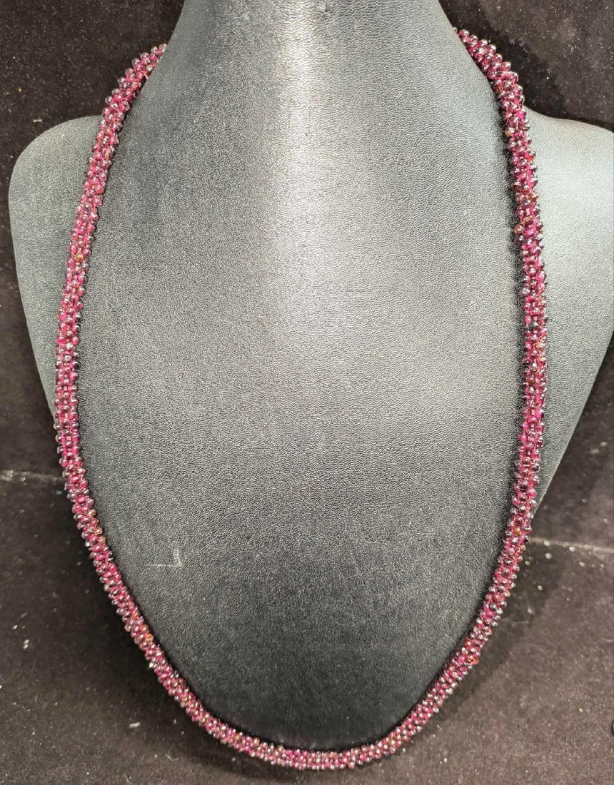 Vintage Long Garnet Necklace: Vintage Long Garnet Necklace. The maker and date of creation are unknown. This is approx 38" and it weighs 0.23lb. 