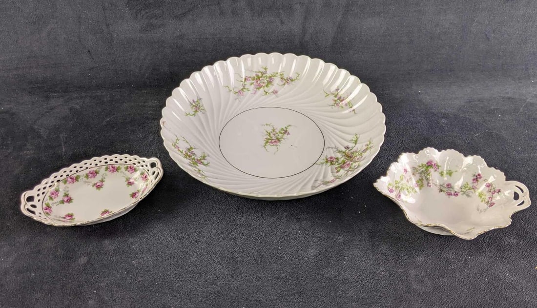 Flower Ceramic Bowls (1 of 10)