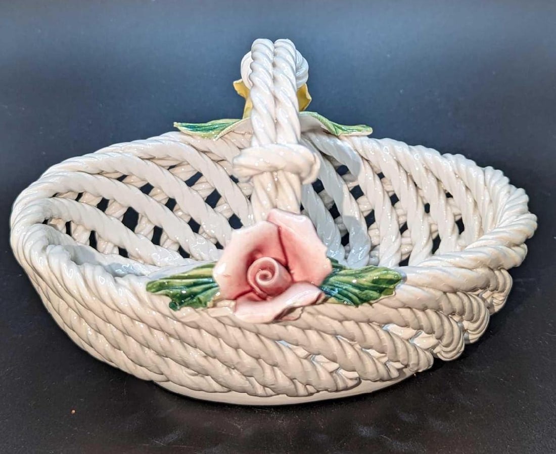 Vintage Italian Porcelain Flower Basket: Vintage Italian Porcelain Flower Basket. This is approx 6 1/2" x 6" x 4" and it weighs 0.72lb. The flowers have some chips. Please see the images as they are part of the description.