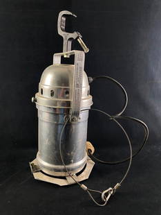 Professional Stage Light PAR 64: Professional Stage Light PAR 64 Techni Lux PAR 64 reflector lamp stage light for theater and production lighting. The can is made of aluminum, and the lamp is a General Electric PAR 64 reflector bulb