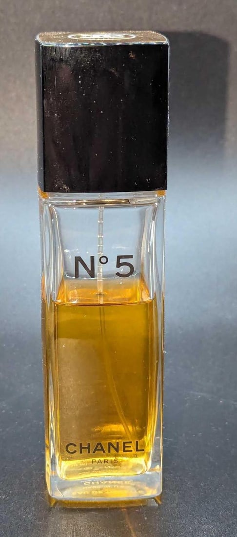 Chanel No 5 Eau De Toilette (1 of 5)