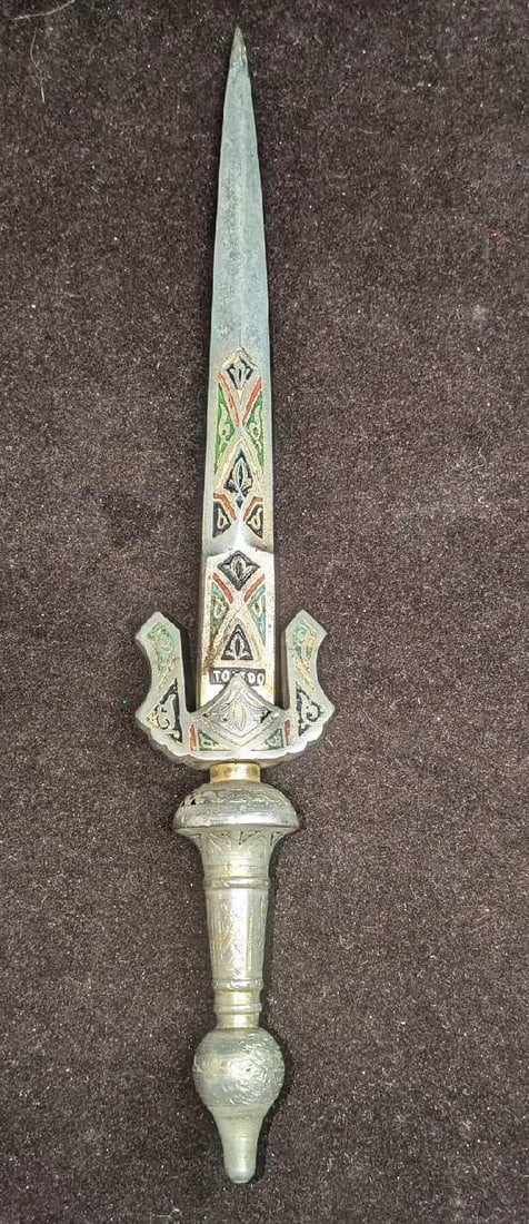 Vintage Toledo 10" Long Dagger Letter Opener: Vintage Toledo 10" Long Dagger Letter Opener. This is approx 1 3/4" x 1" x 10 3/8" and it weighs 0.45lb. There is some wear, color loss and more wear at the tip of the letter opener. Please see the im