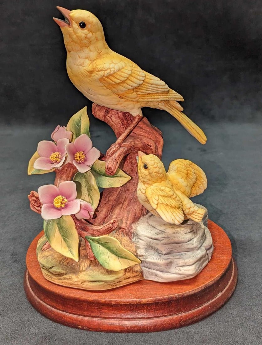 Vintage Porcelain Andrea By Sadek Canary Figurine (1 of 7)