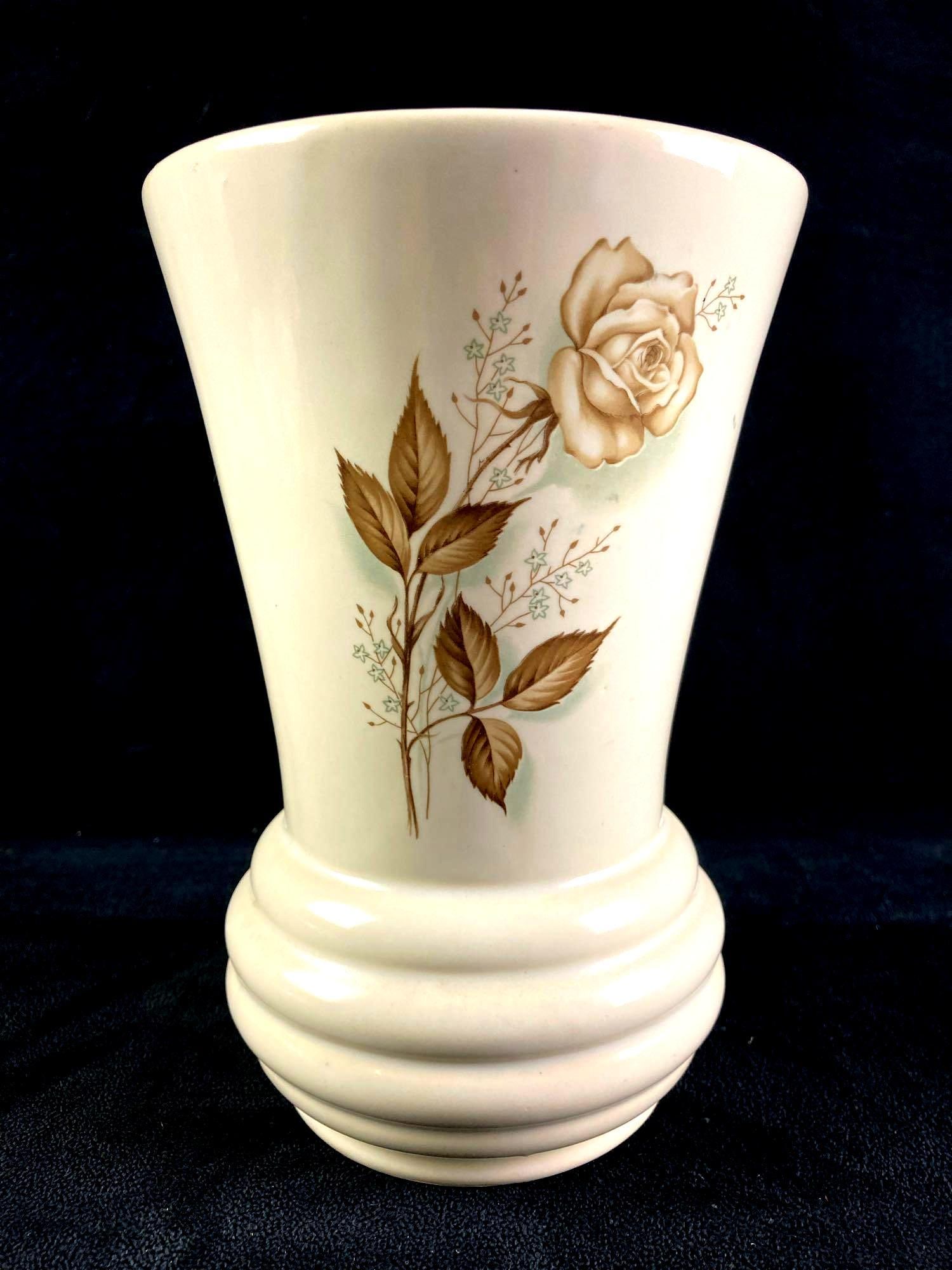 Flower Vase (1 of 3)