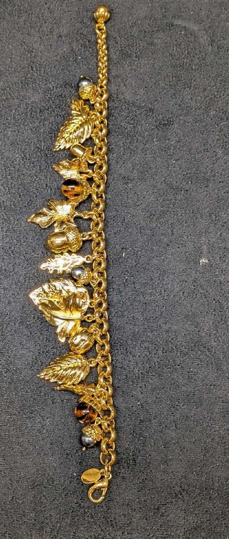 Joan Rivers Golden Leaf And Acorns Charm Bracelet With Extender (1 of 8)