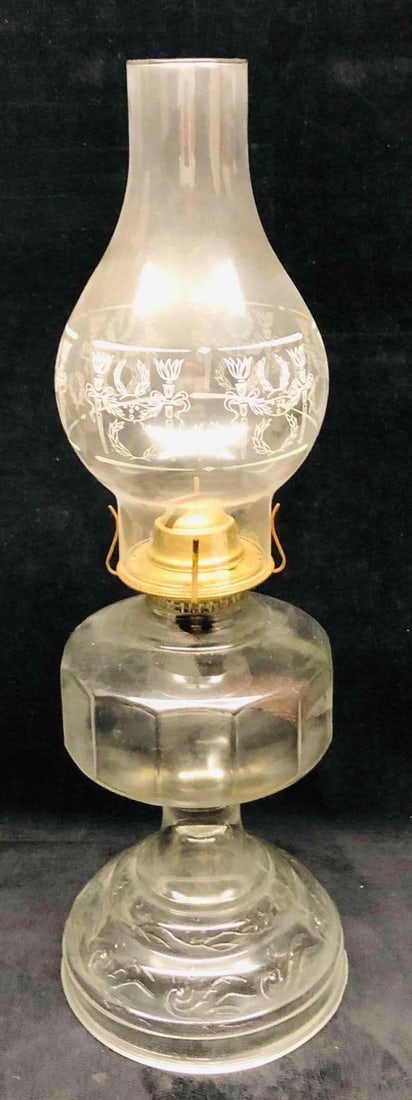 Large Vintage Clear Oil Lamp P &A MFG CO. Thomaston CT (1 of 14)