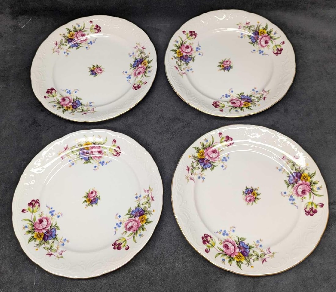 4 Royal Kent RKT6 Floral Pattern Dinner Plates A: 4 Royal Kent RKT6 Floral Pattern Dinner Plates A. Each fine china plate is approx 10" x 10" x 1 1/4" and the total weight is 5.15lbs. The plates have no chips or cracks. There are some light scra