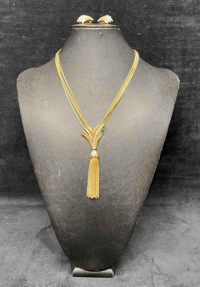 Signed Vintage Gold Tone Kramer Clip On Earrings & Necklace Set (1 of 16)