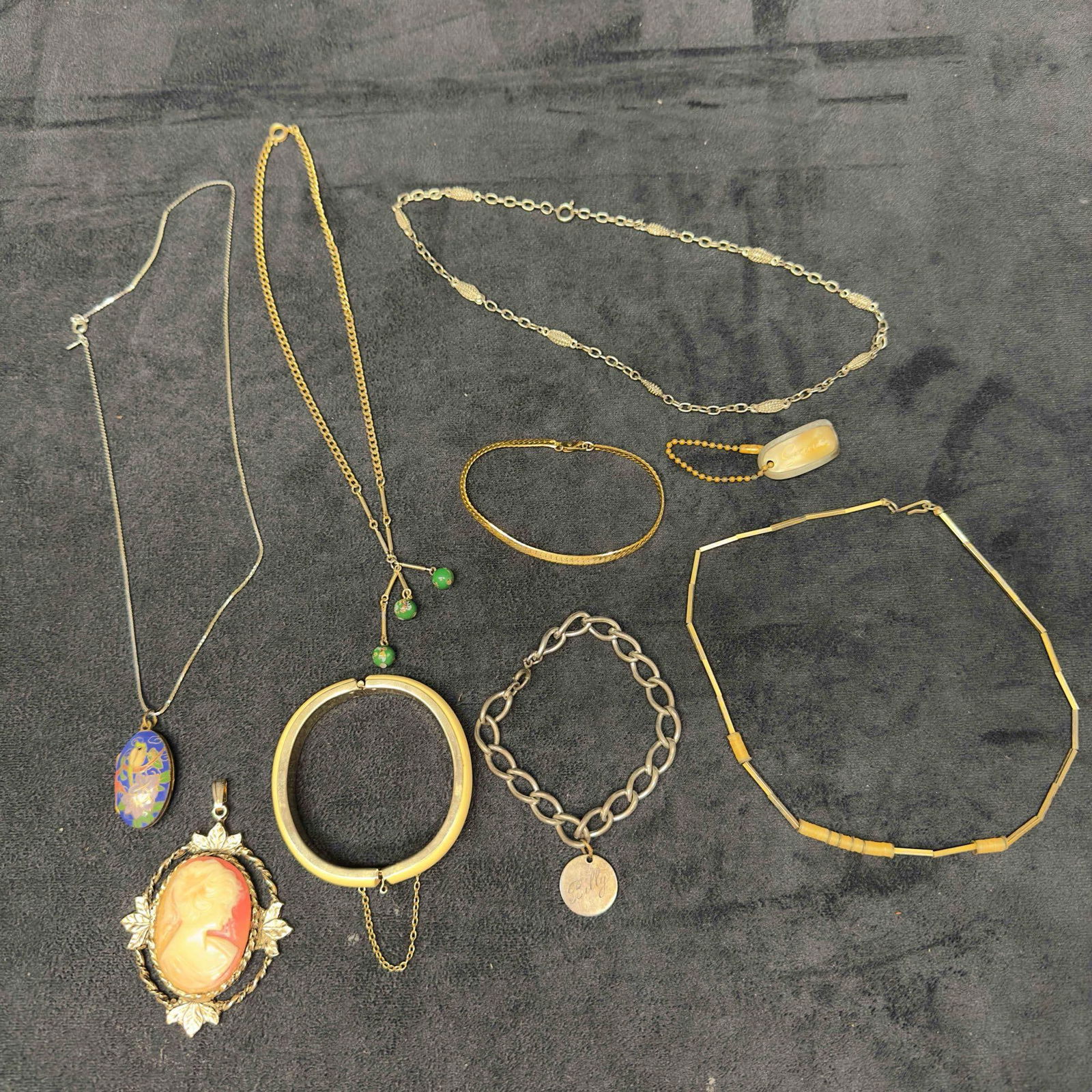 Assorted Costume Jewelry Bracelets and Necklaces Lot of 9 Nine (1 of 15)