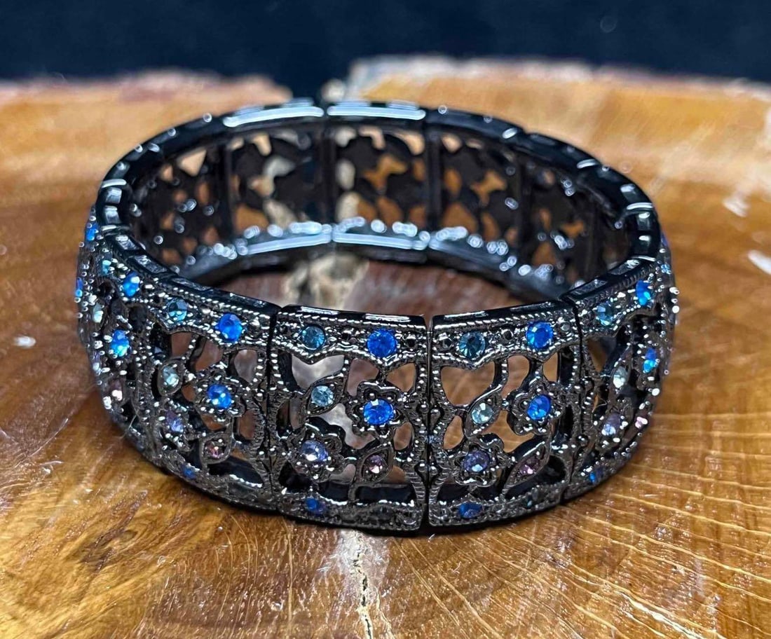 Joan Rivers Elastic Stretch Bracelet With Rhinestones (1 of 8)