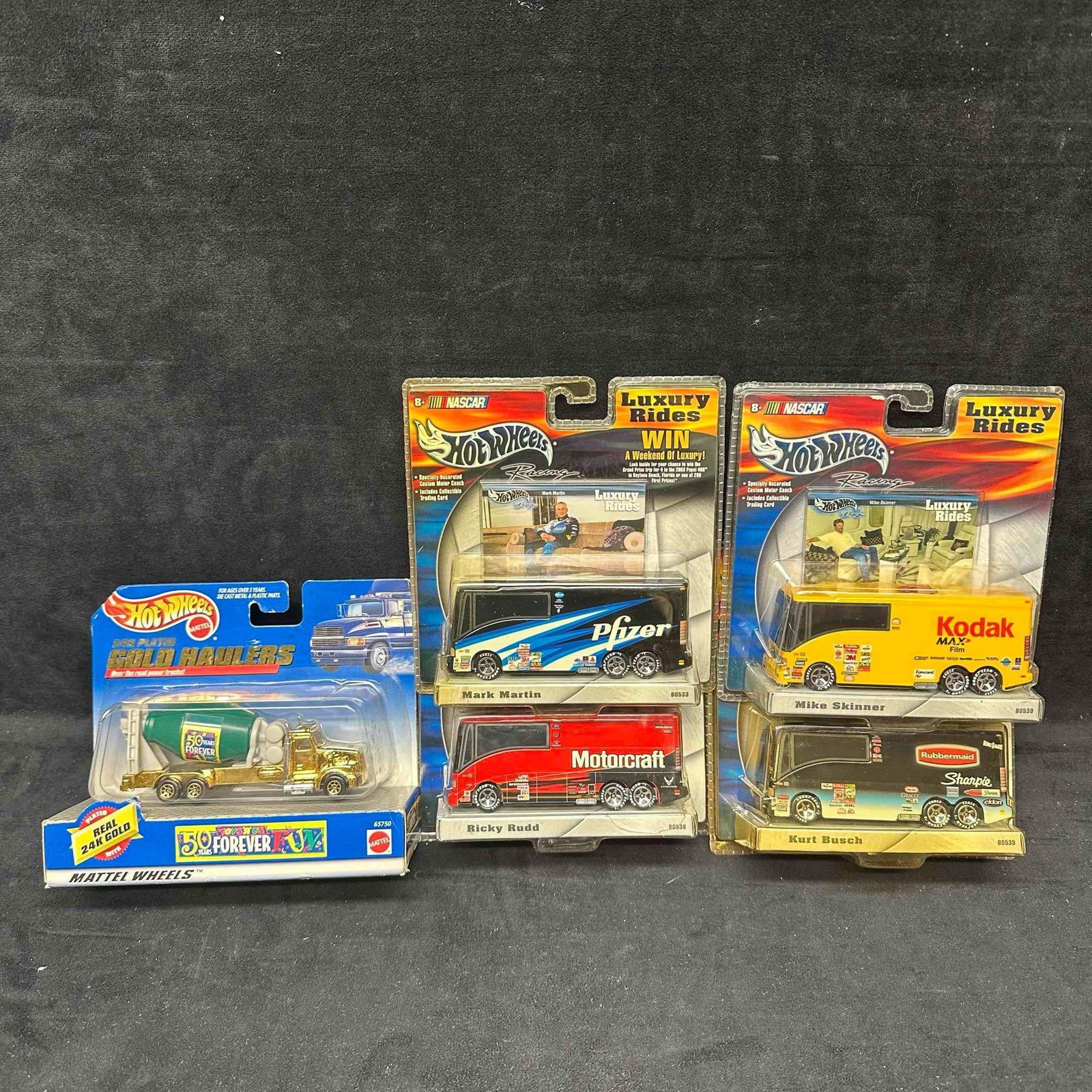 Hot Wheels Luxury Rides 24K Gold Plated Hauler Set of Five Vehicles (1 of 5)