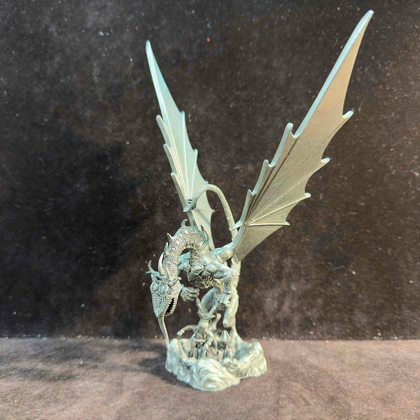 Rawcliffe Pewter Dragon 1993 Mother's Love Feeding Time RF 3009 Sculpture Figure: Rawcliffe Pewter Dragon 1993 Mother's Love Feeding Time RF 3009 Sculpture Figure. Rawcliffe identifying markings etched on the bottom. This item is in good pre-owned, previously displayed conditio