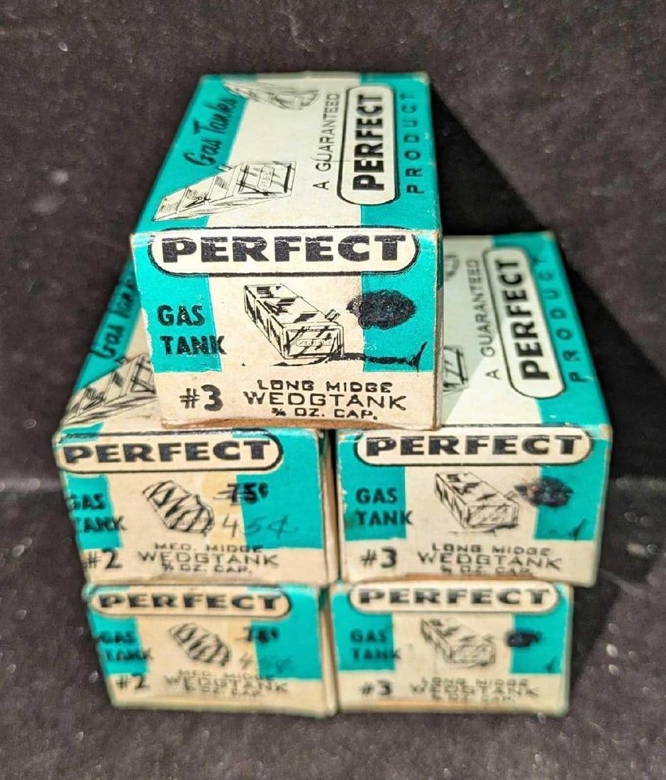 RC Airplane Gas Tank Perfect Product Wedgtank #3 And #2 (1 of 7)