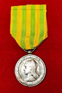 France Tonkin Expedition Commemorative Medal 1885: France Tonkin Expedition Commemorative Medal 1885   This fine medal has been tested and researched to the best of our abilities, and is authentic to the best of our knowledge. Please see photos, as th