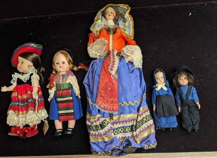 5 Vintage Amish Peasant  Greek European Vonque Dolls: 5 Vintage Amish Peasant Greek European Vonque Dolls. This lot includes:  (1) Vogue Doll - Ginny Dolls From &#34;Far Away Lands&#34;. This is approx 3&#34; x 3&#34; x 7 3/4&#34;. (1) European Celluloid