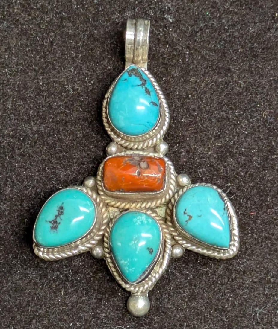 Vintage Unsigned Sterling Silver Pendant With Coral And Turquoise: Vintage Unsigned Sterling Silver Pendant With Coral And Turquoise . This piece of jewelry has been tested and researched prior to listing. Please view all our pictures they are part of our description