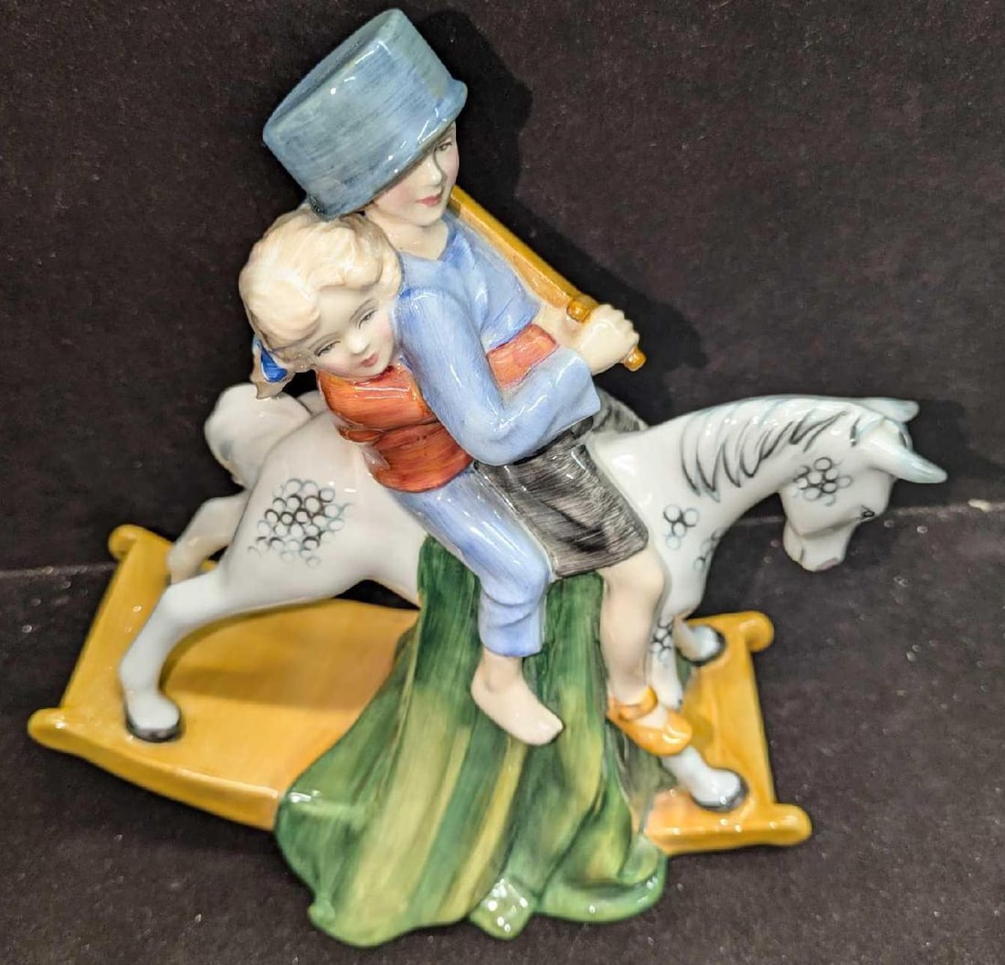 Retired Royal Doulton Hold Tight Kids Figurine (1 of 5)
