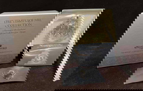 Waterford Crystal Times Square Collection Ornament 2006 The Exclusive Hope For Fellowship Design: This lot contains a Waterford Crystal The Times Square Collection Ornament 2006 Featuring The Exclusive Hope For Fellowship Design. Overall the Waterford Crystal is in excellent pre owned condition wi