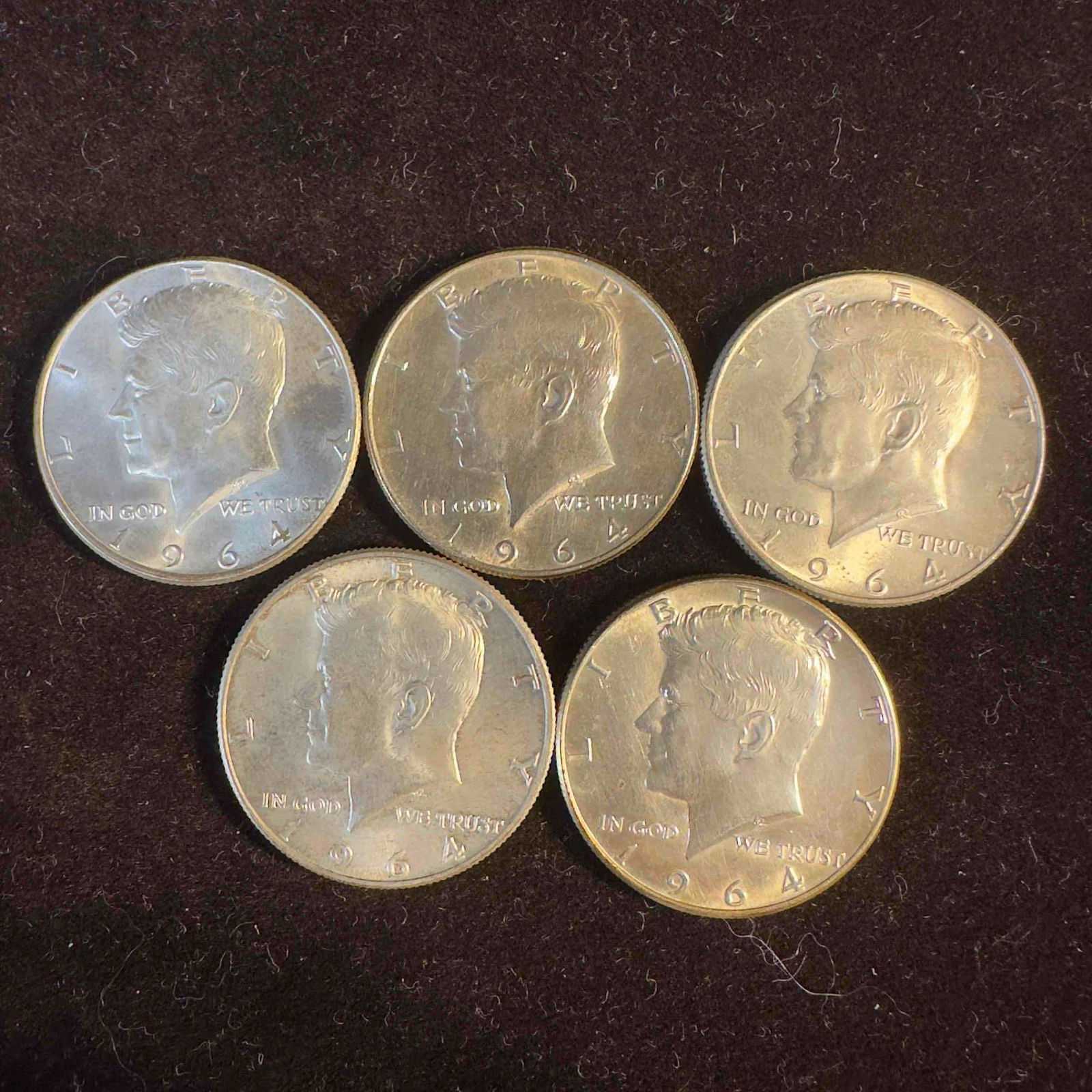 Lot of Five 1964 Kennedy Half Dollars Collection of 5 Coins #7 (1 of 4)