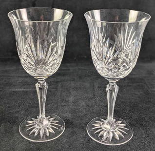 2 Rogaska Crystal Richmond Cut Water Goblets: Two Richmond Cut Water Goblets By Rogaska Crystal. The goblets are approx 3 3/4" x 3 3/4" x 8" and together they weigh 1.17lb. Both water goblets are in a good, used condition with light wear on the b