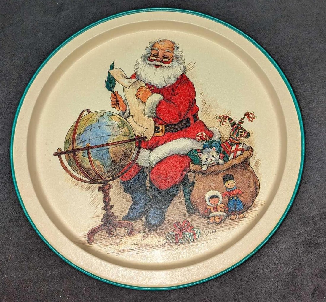 Vintage Potpourri Press Santa Globe Tin Tray: Vintage Potpourri Press Santa Globe Tin Tray. This is approximately 13 3/8" x 13 3/8" x 3/4" and it weighs 0.56lb. There is some light wear on the tray.