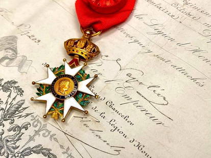 18k Gold Second Empire Legion D'Honneur: 18k Gold Second Empire Legion D'Honneur This fine medal has been tested and researched to the best of our abilities, and is authentic to the best of our knowledge. Please see photos, as they are