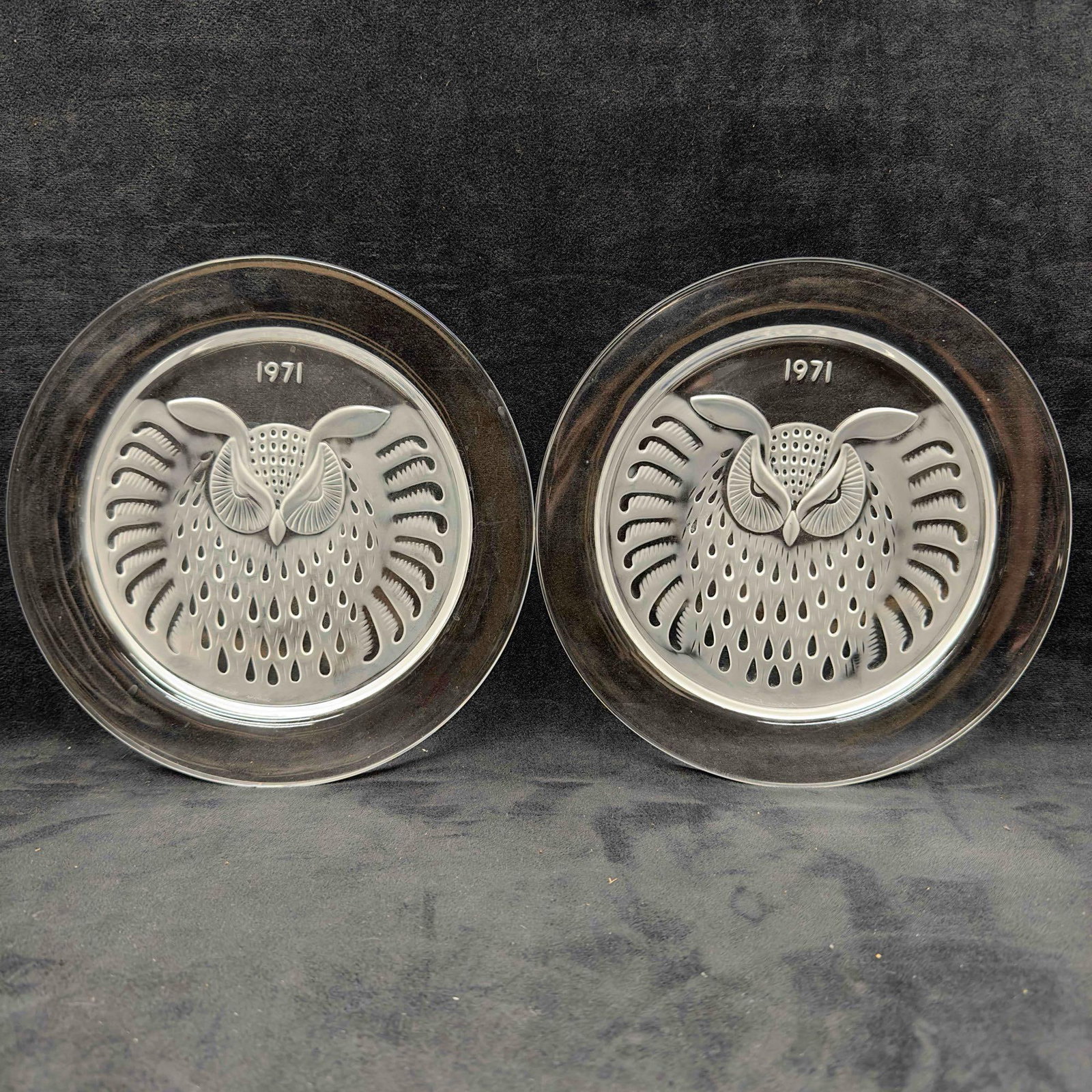 Signed Lalique France Crystal 1971 Hibou Owl Annual Plate Set (1 of 8)