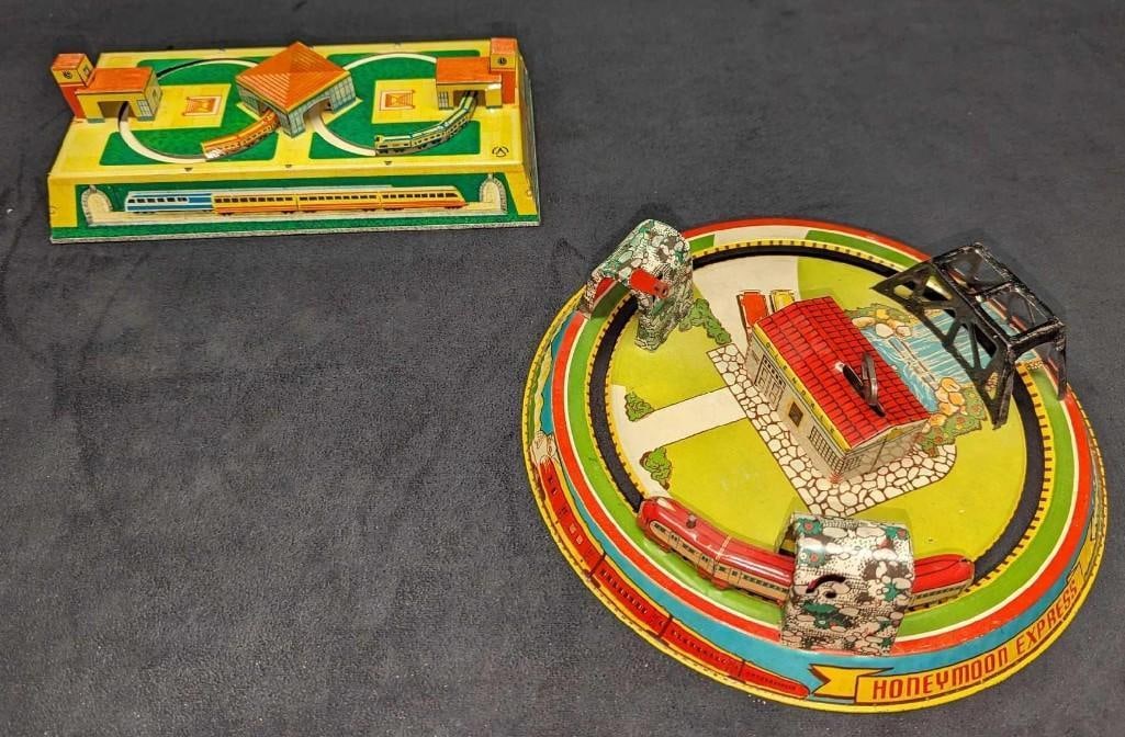 Tin Wind Up Trains Honeymoon Express Russian Train Track (1 of 9)