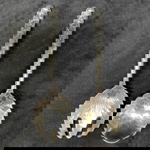 Arthur Court Cast Aluminum Rabbit Bunny Serving Utensils Spoon Set: Arthur Court Cast Aluminum Rabbit Bunny Serving Utensils Spoon Set. Etched markings on the back of each piece Arthur Court 1990. Two serving utensil spoons featuring a bunny rabbit design. These items