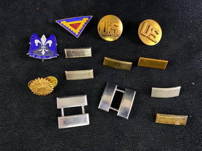Lot of Assorted US Collar & Rank Insignia: Lot of Assorted US Collar &amp; Rank Insignia  US Army insignia of various types, mostly pins. In varying conditions and vintages, see photos for detailed description of condition.  Approximate size: