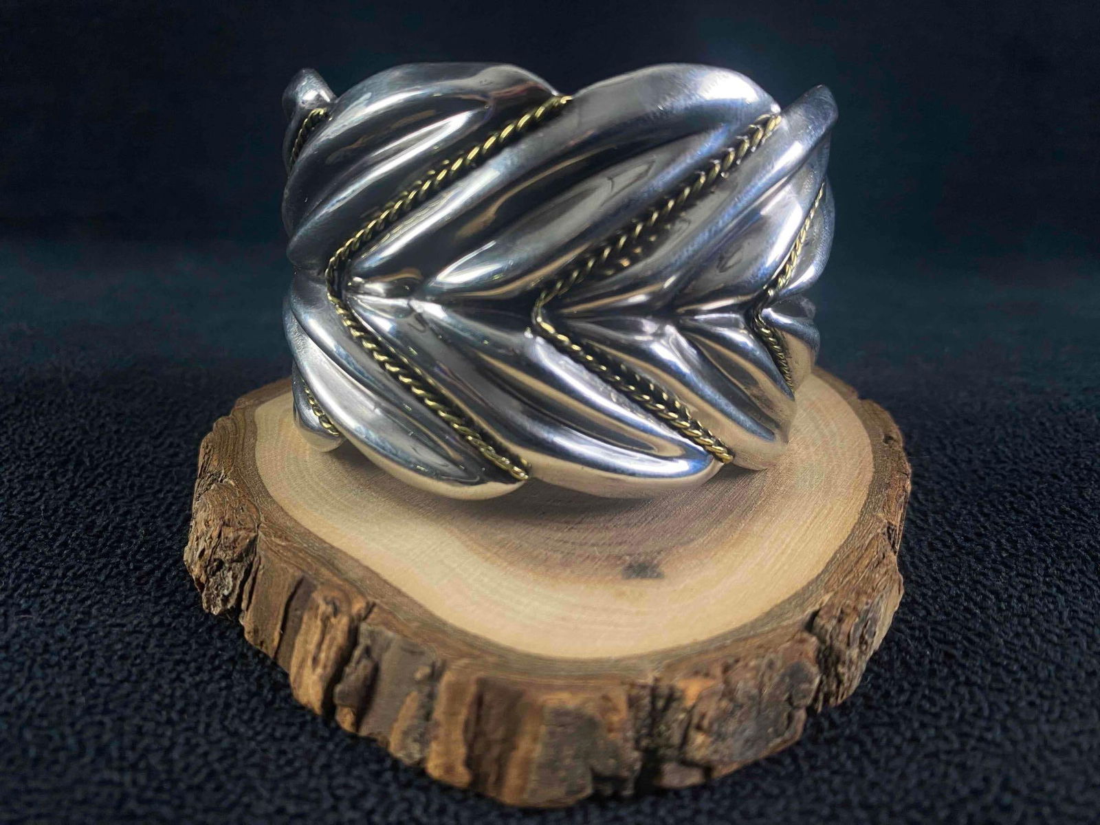 Vintage Mexico Sterling Leaf Cuff W/ Safety Chain (1 of 9)