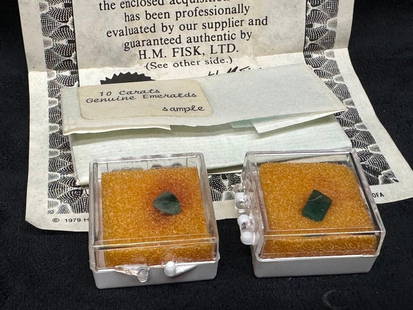 Lot of Vintage Emeralds, Cut & Uncut: Lot of Vintage Emeralds, Cut &amp; Uncut  This lot of emeralds contains: 1 ct Pear Cut, 1.2 ct Emerald Cut, and 5.95 ct of small uncut emeralds. Comes with a certificate which is not from a gemologica