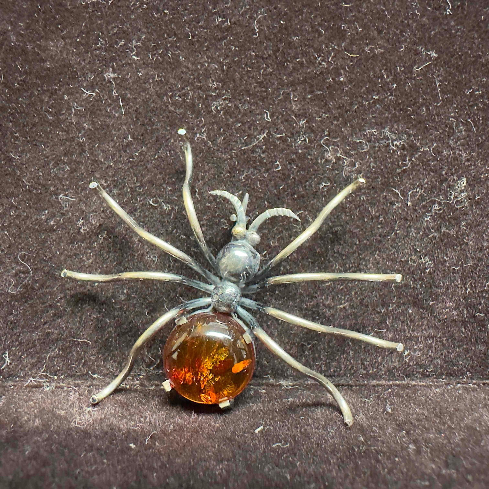 Amber Sterling Silver Spider 925 Brooch C72: This item is in good pre-owned, previously used/displayed condition with noticeable light wear, and surface scratches. Please reference all photos for full details. This piece of jewelry has been test