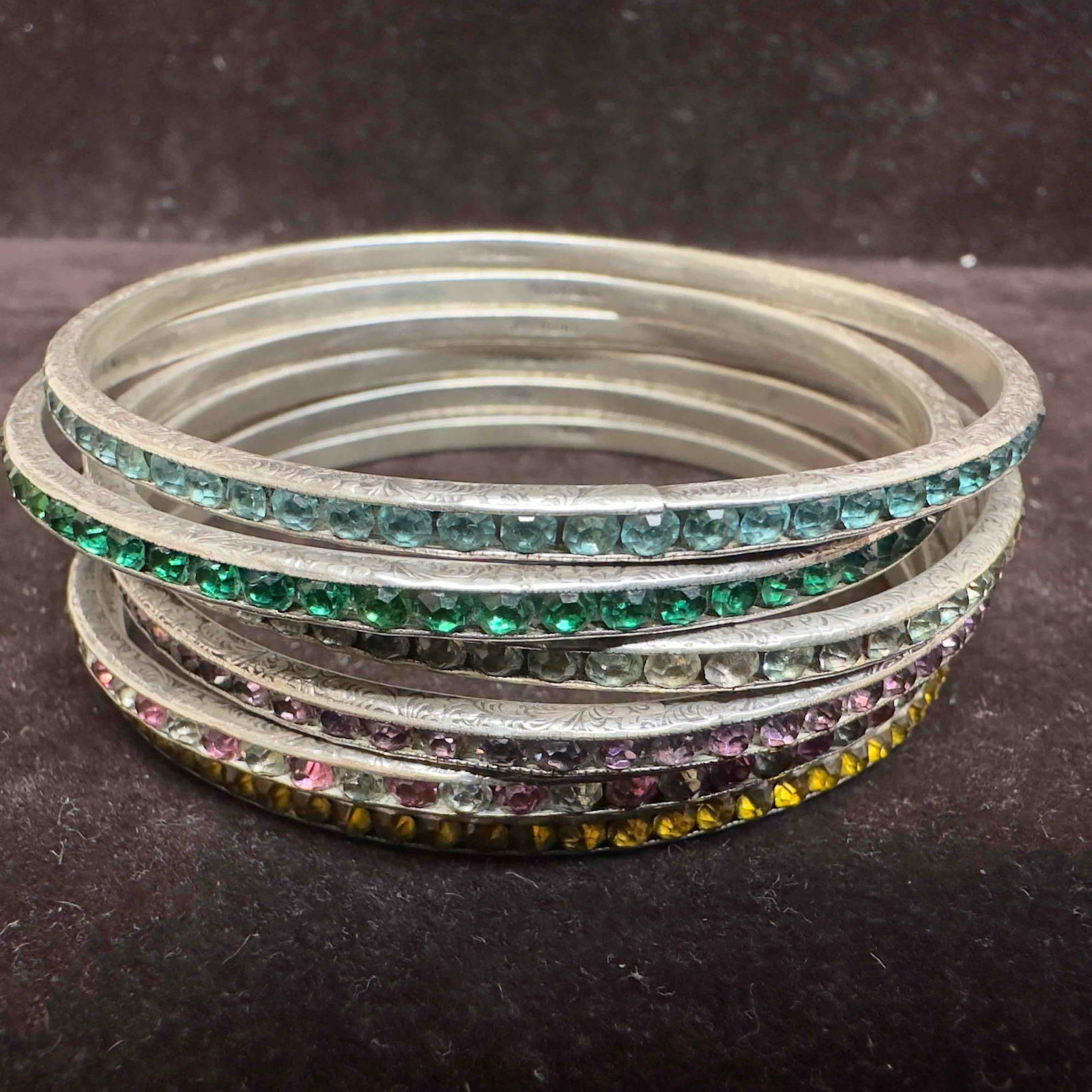 Multi Colored Glass Crystal Beaded Sterling Silver Bracelet Bangle Set C84: These items are in good pre-owned, previously used/displayed condition with noticeable light wear, and surface scratches. Please reference all photos for full details. These pieces of jewelry have bee